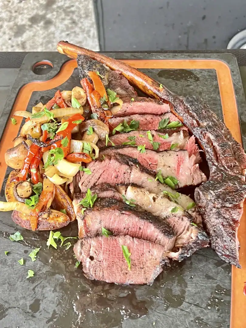 tomahawk ribeye steak