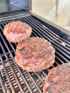 smoked juicy lucy on the hasty bake