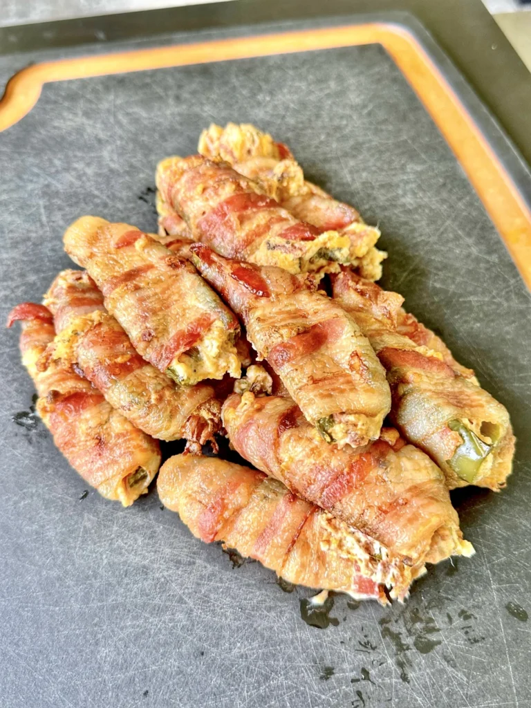 finished jalapeno poppers
