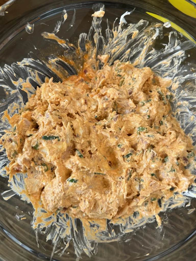 buffalo chicken dip for the wontons