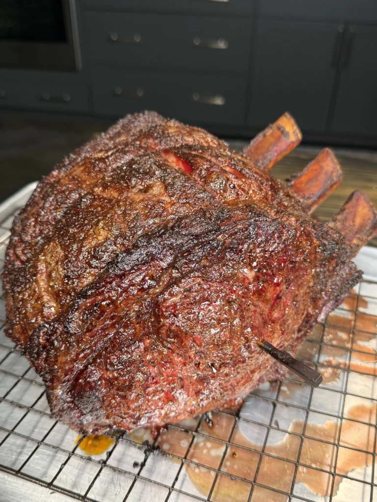 smoking prime rib on the rack
