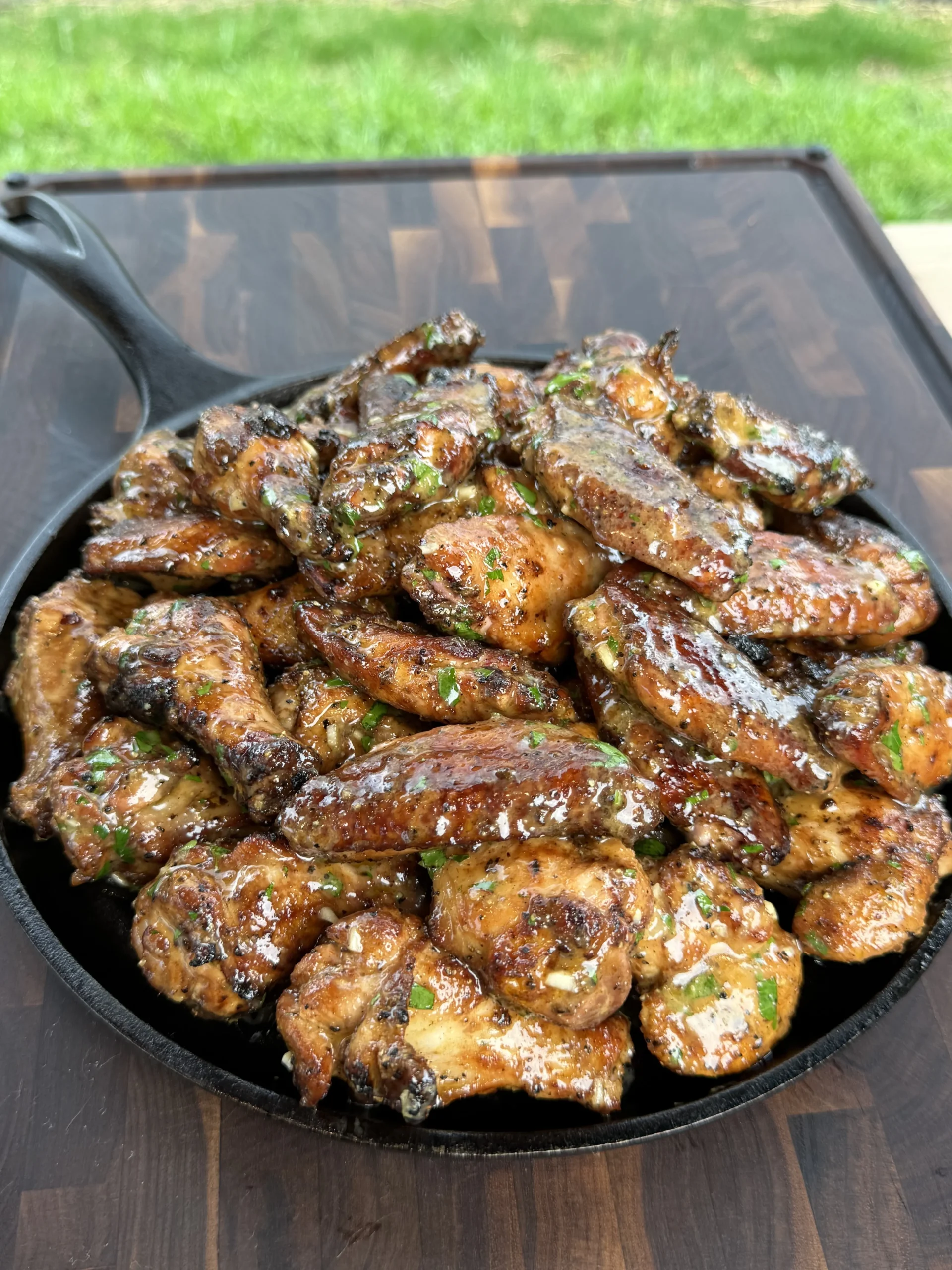 the best smoked garlic lemon pepper chicken wings