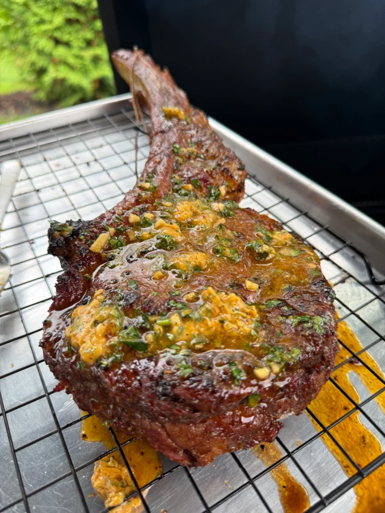 grilled ribeye on the resting tray