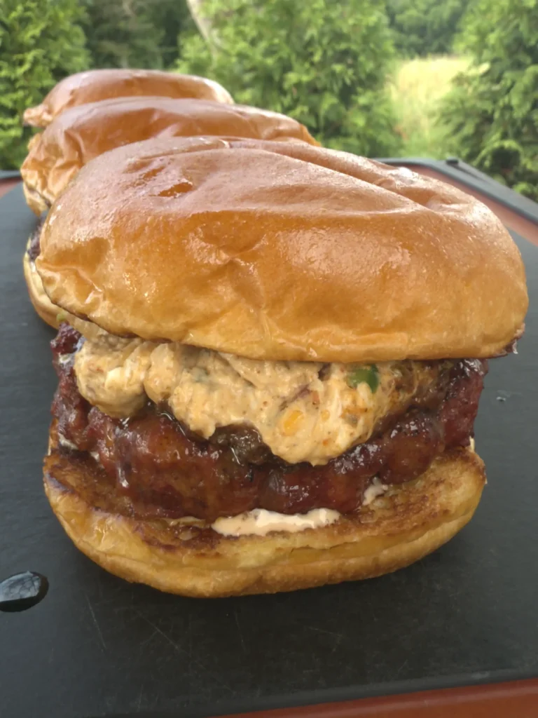jalapeno popper cheese burger