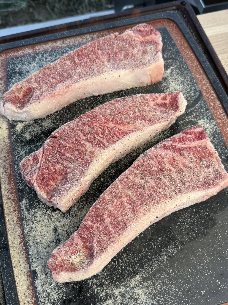 seasoned new york strips