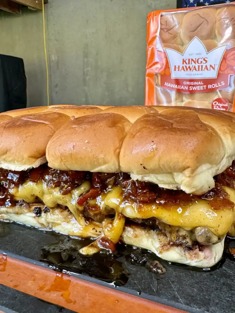 bacon jam cheeseburger sliders