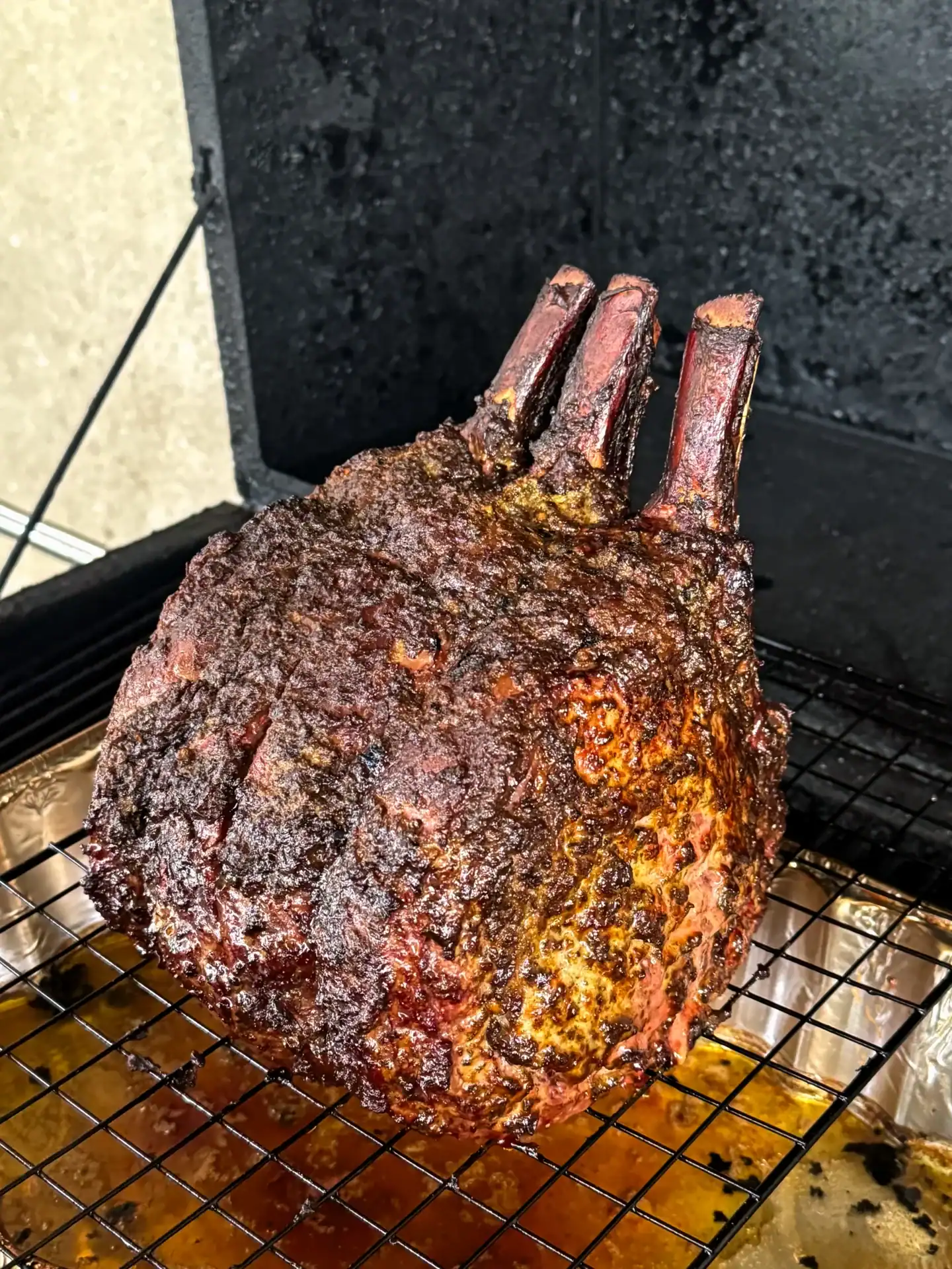 3 bone prime rib on the hasty bake